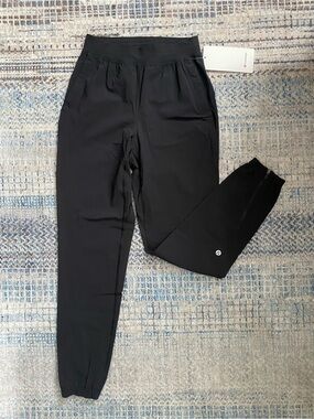 Lululemon High Rise Joggers